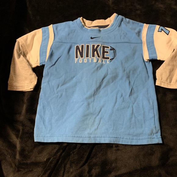 Nike light blue Long sleeve shirt. - Picture 2 of 6